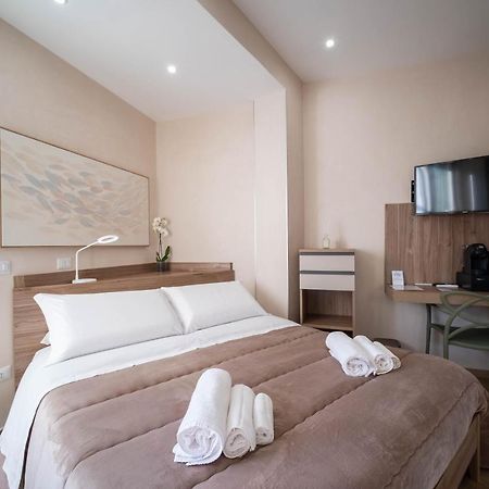 אוליברי Esperia B&B מראה חיצוני תמונה