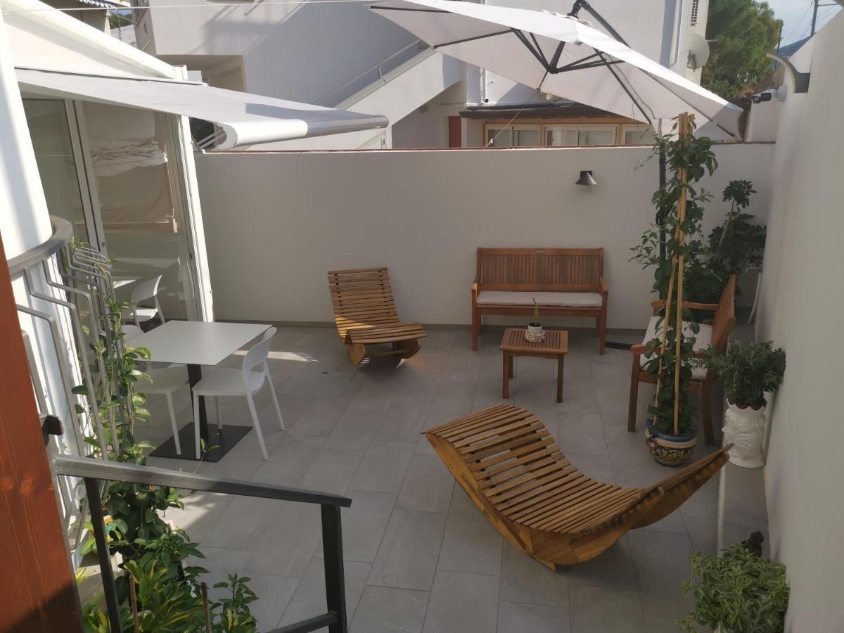 אוליברי Esperia B&B מראה חיצוני תמונה
